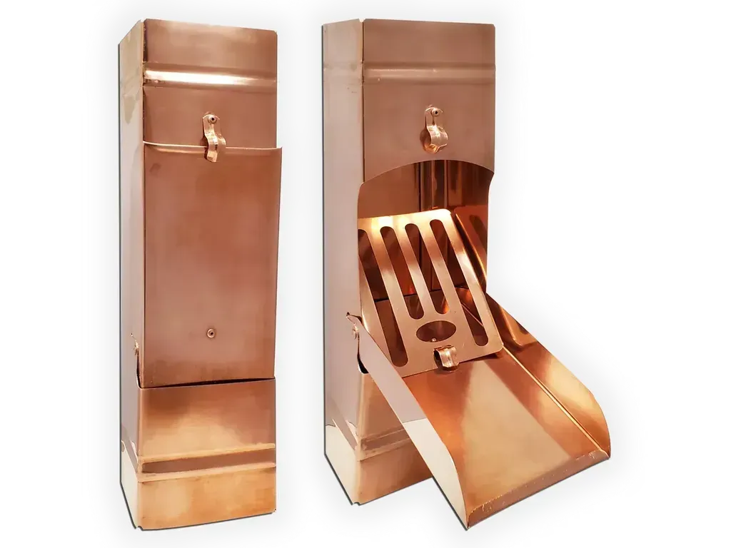 [CL232-1001] Plain Square Copper Downspout Cleanout
Material: 16 oz. Copper
Size: 2" x 3"