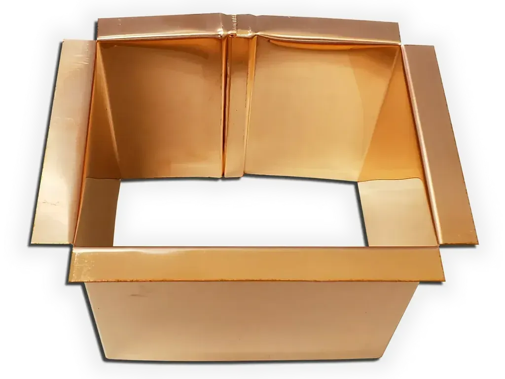 [G5524-1001] Plain Square Downspout Gutter Outlet
Material: 16 oz Copper
Size: 4.75" x 4.75" for 5" x 5" Downspout