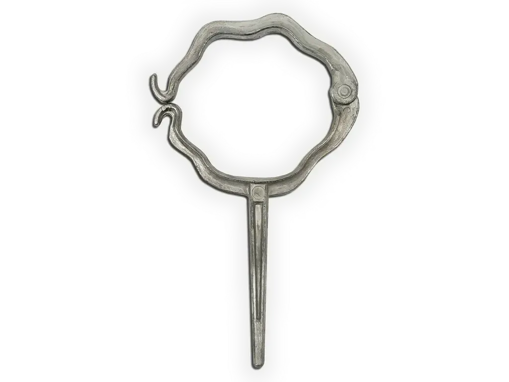 [DH023-6100] Round Corrugated Downspout Hook - Cast Zinc
Size: 2"
Color: As is - Tinned Steel